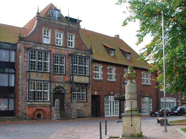 Bild 0: Rathaus der Stadt Jever